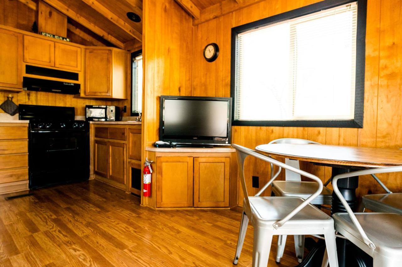 Garden Of The Gods Rv Resort Colorado Springs Bagian luar foto